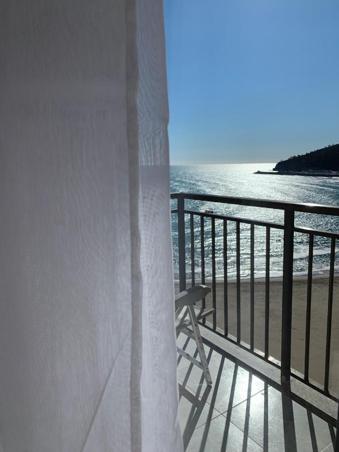 Apartamento En Primerisima Linea De Playa Con Espectaculares Vistas Netflix, Prime Y Disney Oropesa del Mar Exterior foto